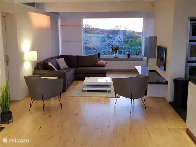 Villa Geuldal | Pays-Bas, Limbourg, Vijlen - villa Salon spacieux avec vue sur le magnifique paysage du sud du Limbourg