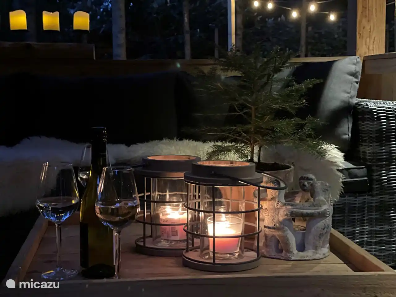 Merveilleuse soirée d'été sous la véranda