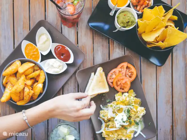 Wildlodge huren in Nederland, Gelderland, Emst (Epe) - vakantiehuis Heerlijke grand café s in de omgeving te vinden voor een gezelige aangeklede borrel.