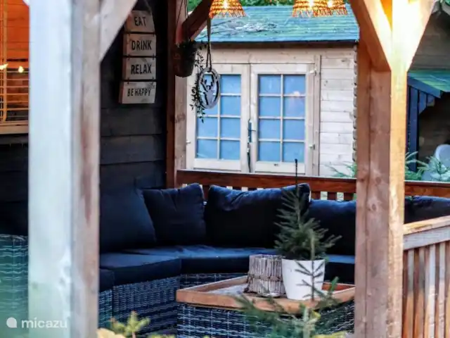 Wildlodge huren in Nederland, Gelderland, Emst (Epe) - vakantiehuis veranda