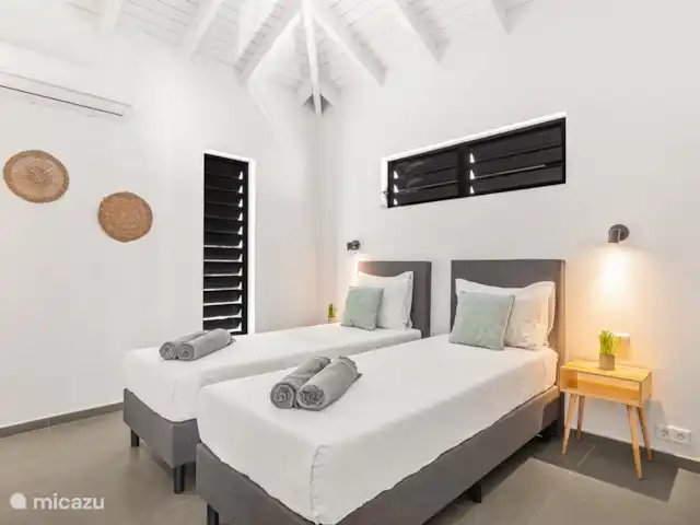 N Joy Residence Curaçao | Curaçao, Banda Ariba (est), Brakkeput Abou - appartement Sur demande nous pouvons faire les lits dans l'une des deux chambres en 2 lits simples