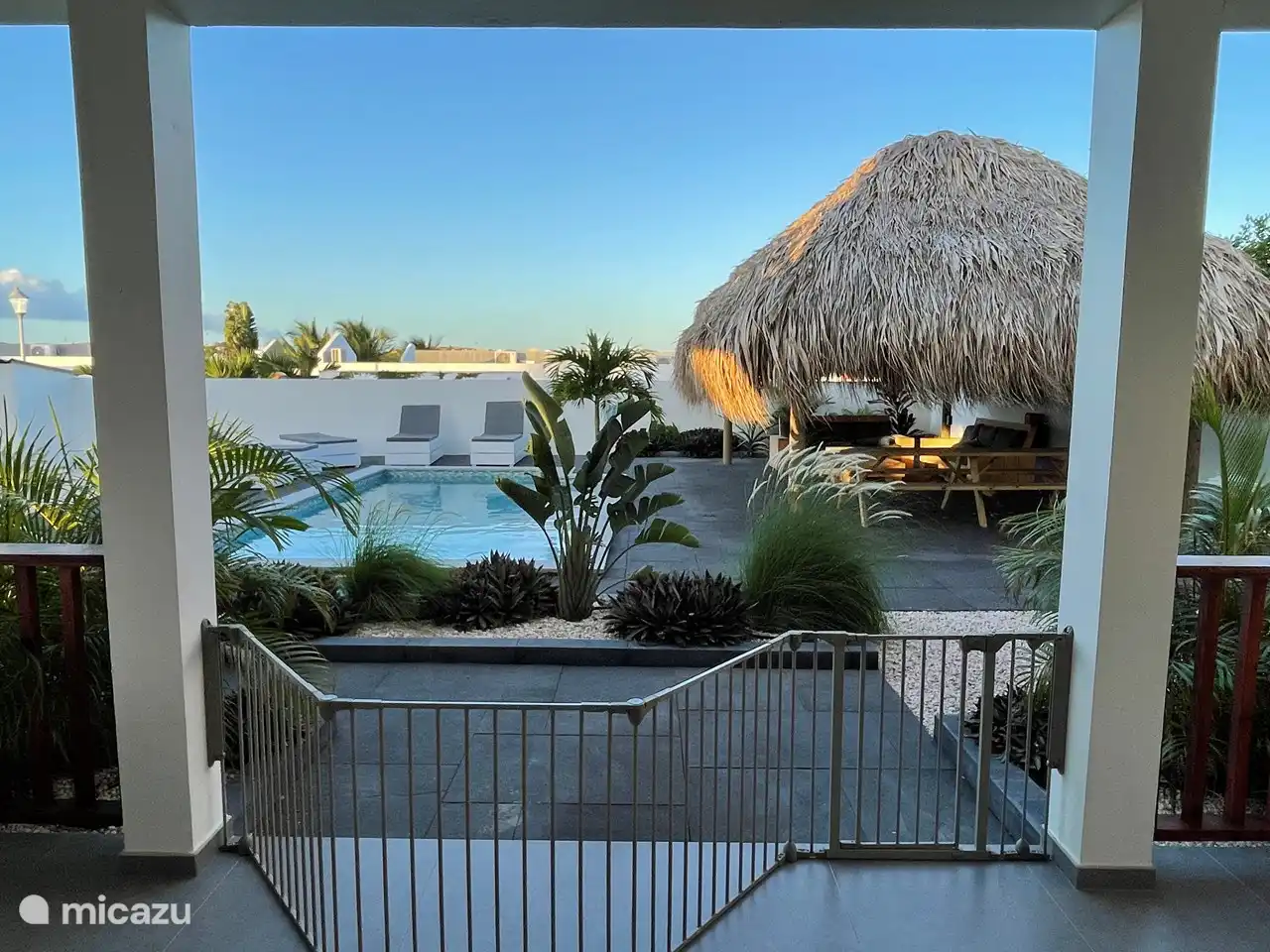 Il est possible d'installer des barrières de sécurité pour les enfants.