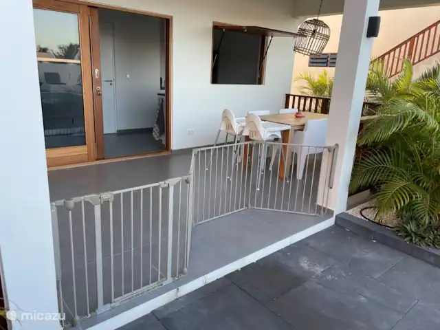 N Joy Residence Curaçao | Curaçao, Banda Ariba (est), Brakkeput Abou - appartement En option, nous pouvons installer une barrière de sécurité pour les enfants.