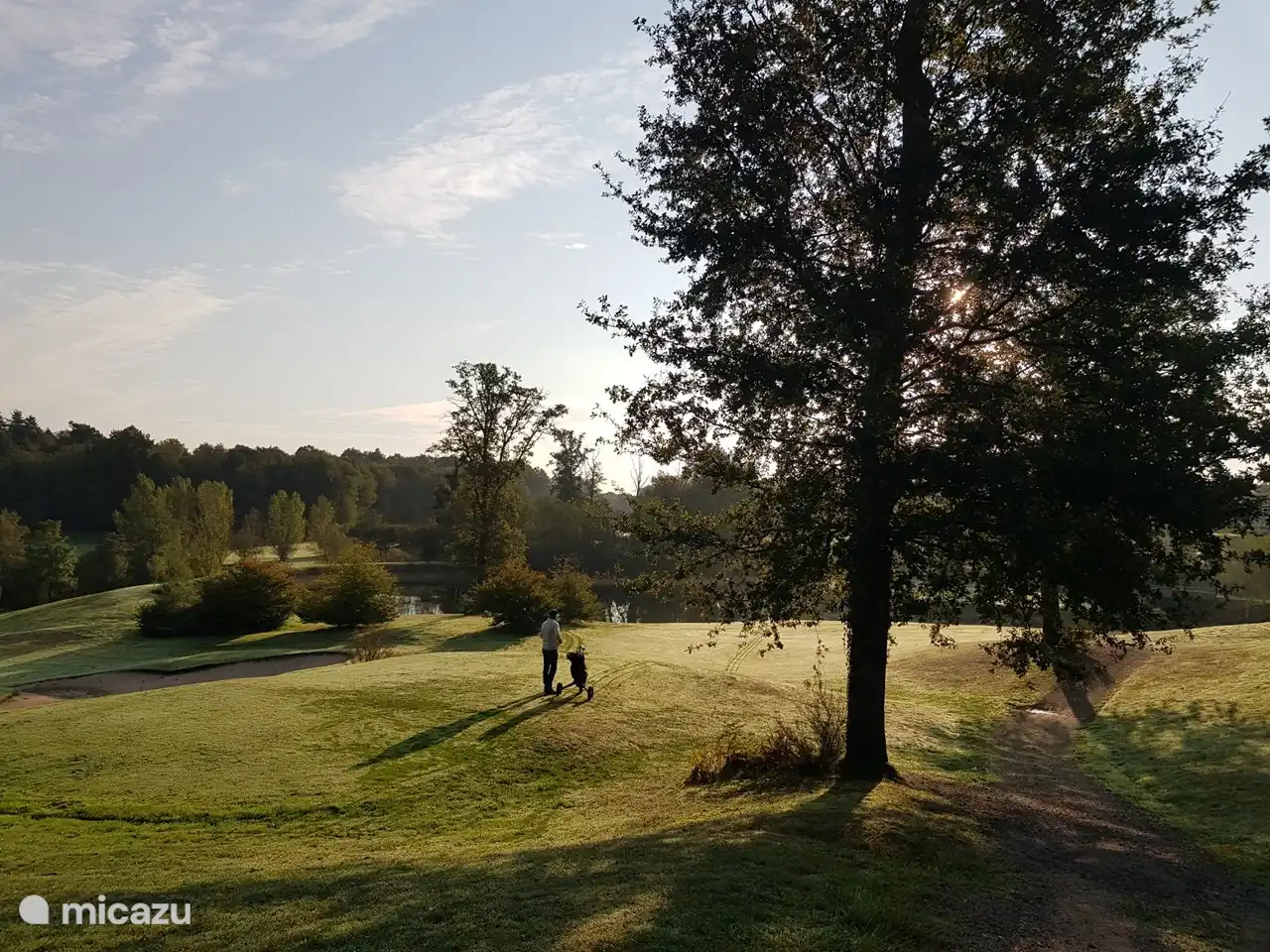 Golf de la Prèze, golf 18 trous situé à côté du parc