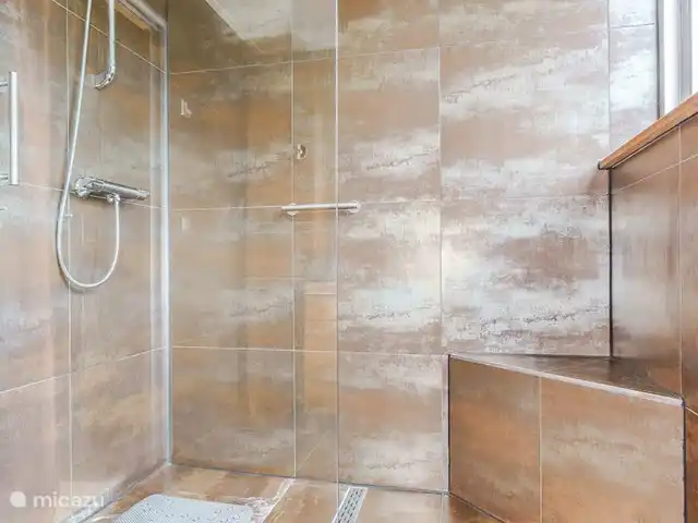 't Boshuis | Pays-Bas, Brabant-Septentrional, Baarle-Nassau - bungalow Salle de bain - douche