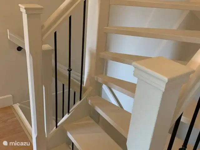 Maison au calme dans une belle campagne | Pays-Bas, Hollande méridionale, Groot Ammers - ferme Cage d'escalier