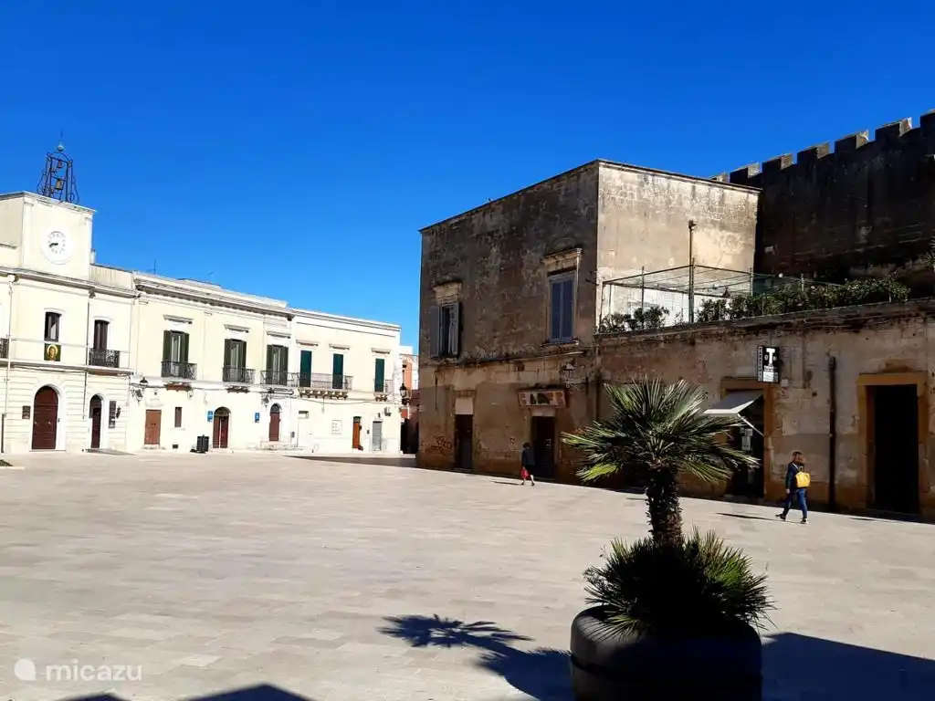 San Vito dei Normanni - 2 km