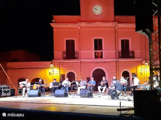 vakantiehuis huren in Italië, Apulië (Puglia), San Vito dei Normanni – Villa Pera - privé zwembad 10x5 m San Vito dei Normanni - 2 km