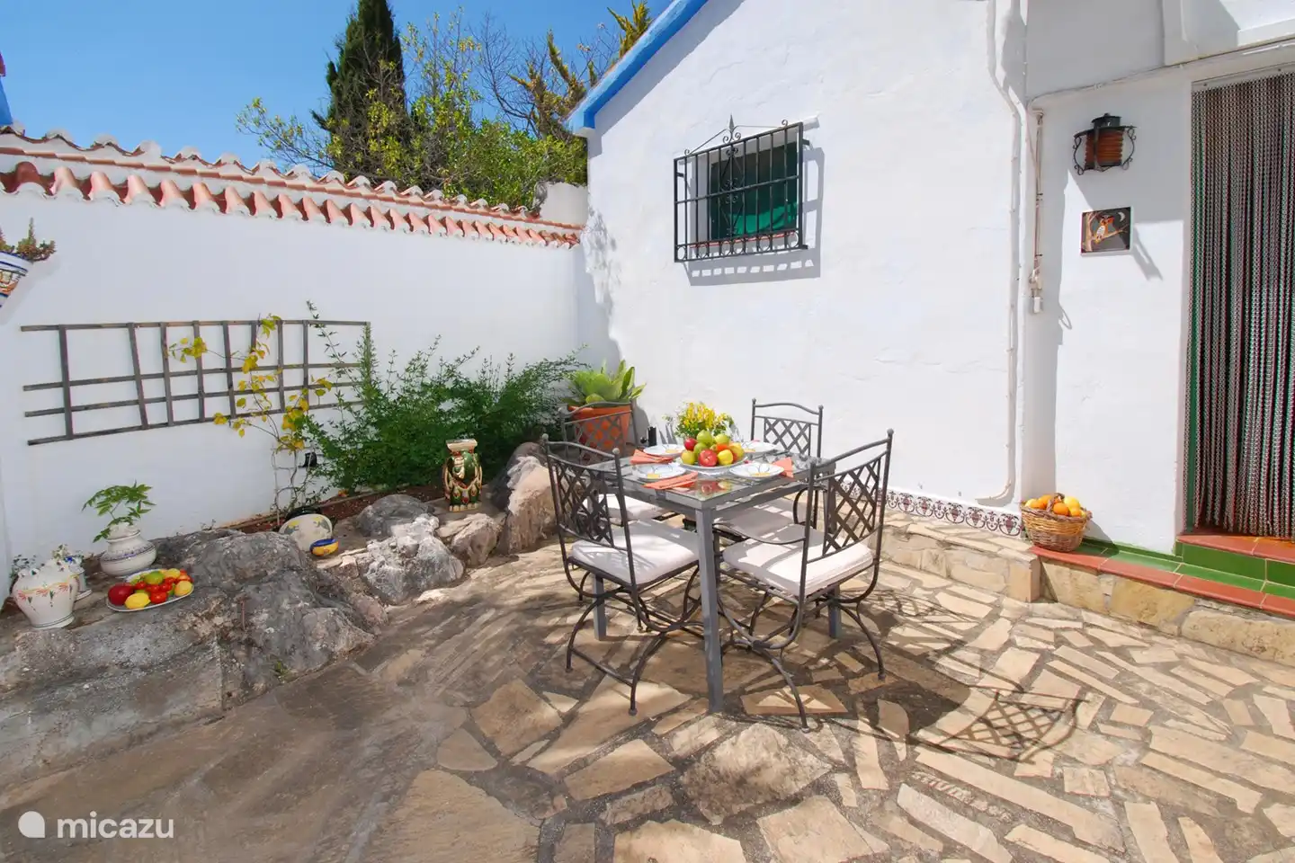 Unsere gemütliche andalusische Terrasse.