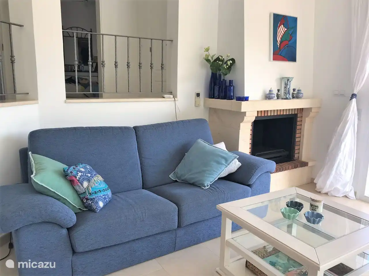 Wohnzimmer mit Kamin