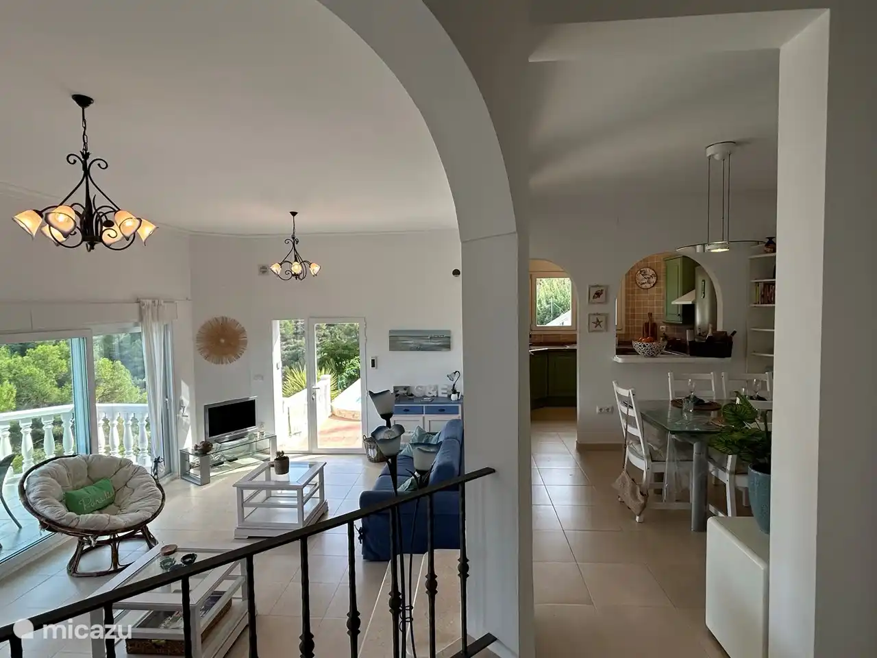 Wohn- und Esszimmer auf 2 Ebenen