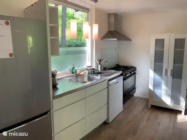 Maison forestière Nunspeet B40 | Pays-Bas, Gueldre, Nunspeet - maison de vacances cuisine avec Nespresso, four, lave-vaisselle, réfrigérateur/congélateur et dans le garde-manger micro-onde et cafetière filtre