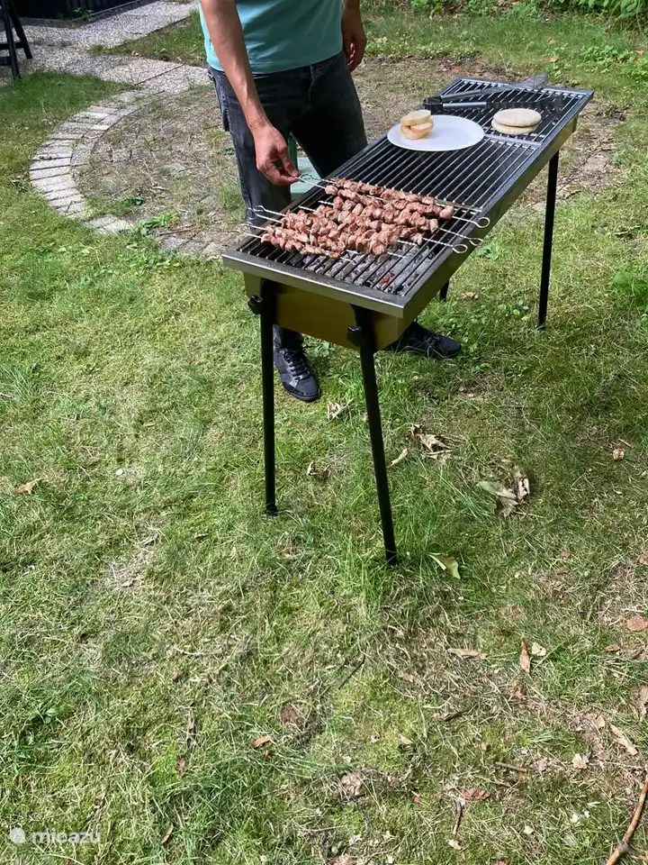 Geräumiger Grill vorhanden