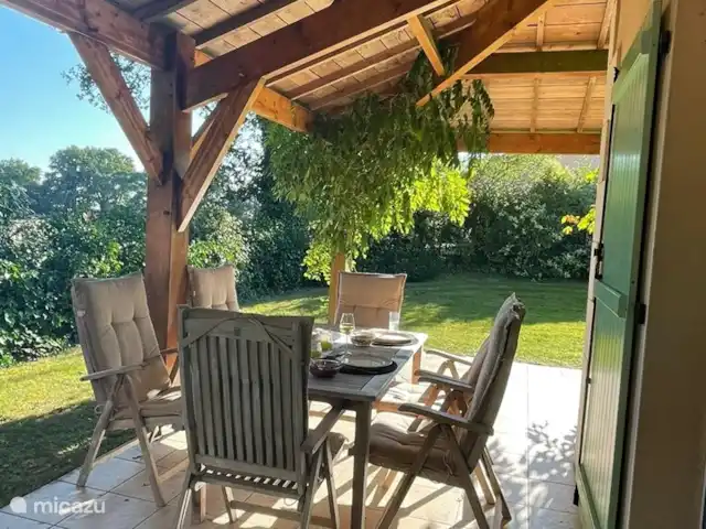 villa huren in Frankrijk, Deux-Sèvres, Les Forges – 32 Le Bois Senis Het terras