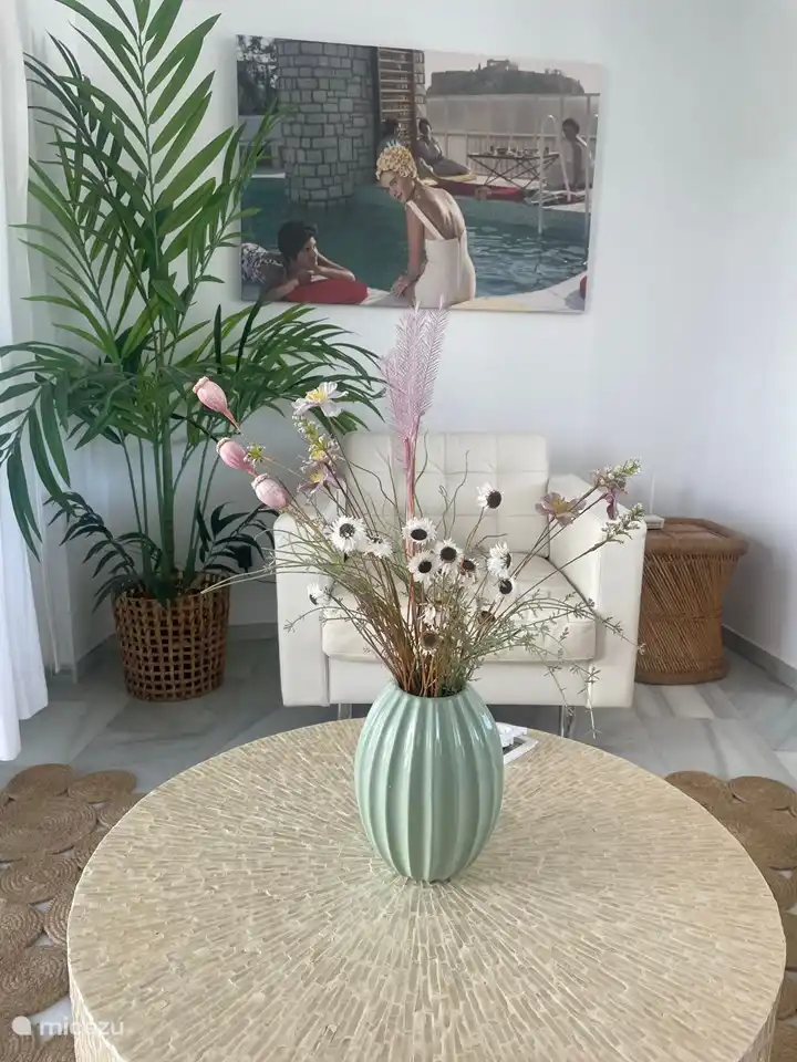 Teil der Sitzecke im Wohnzimmer