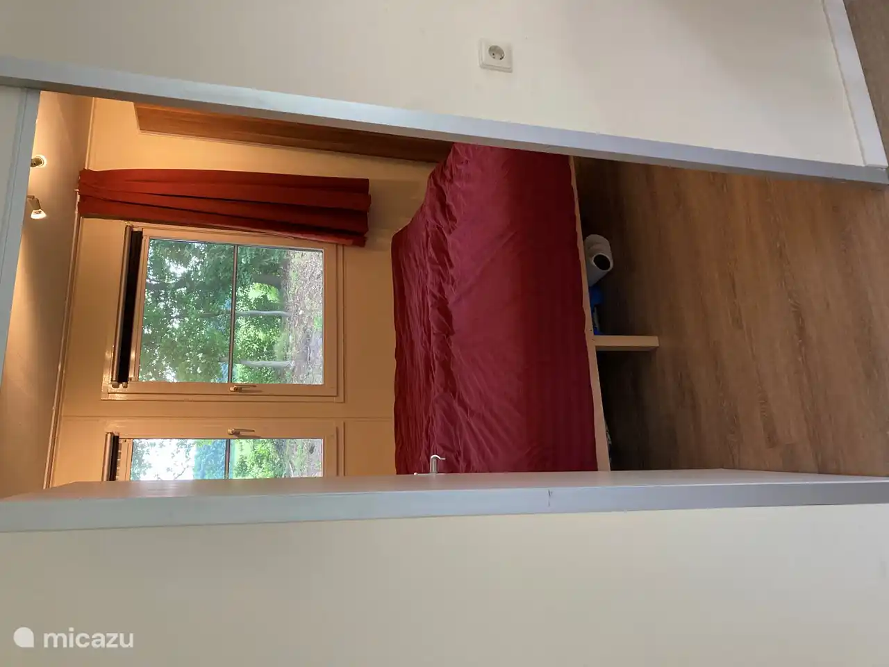 Inloop 1e slaapkamer