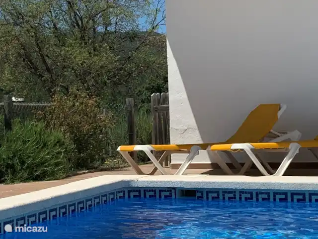 vakantiehuis huren in Spanje, Costa Brava, Calonge – Villa Vista Bonita Zonnebedden