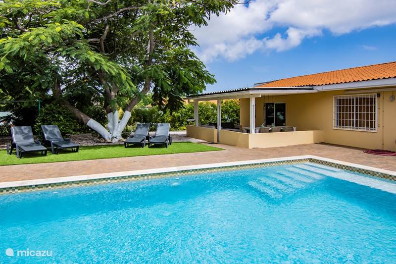 Vakantiehuis Curaçao, Banda Abou (west), Grote Berg Villa Villa Montana