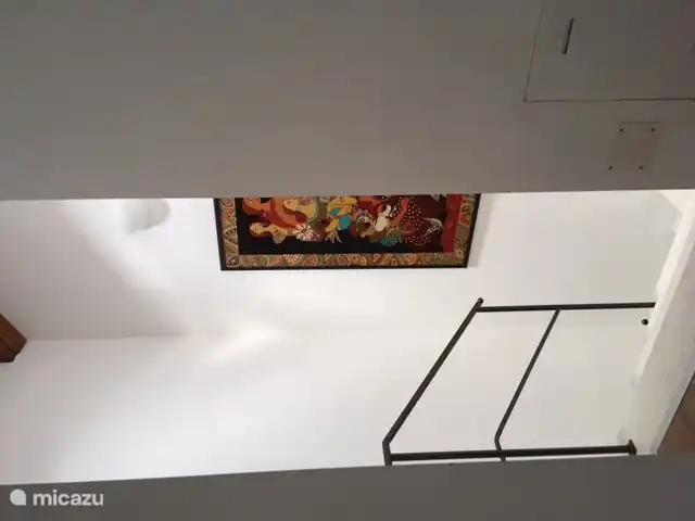 From top to bottom you can see this beautiful oriental painting