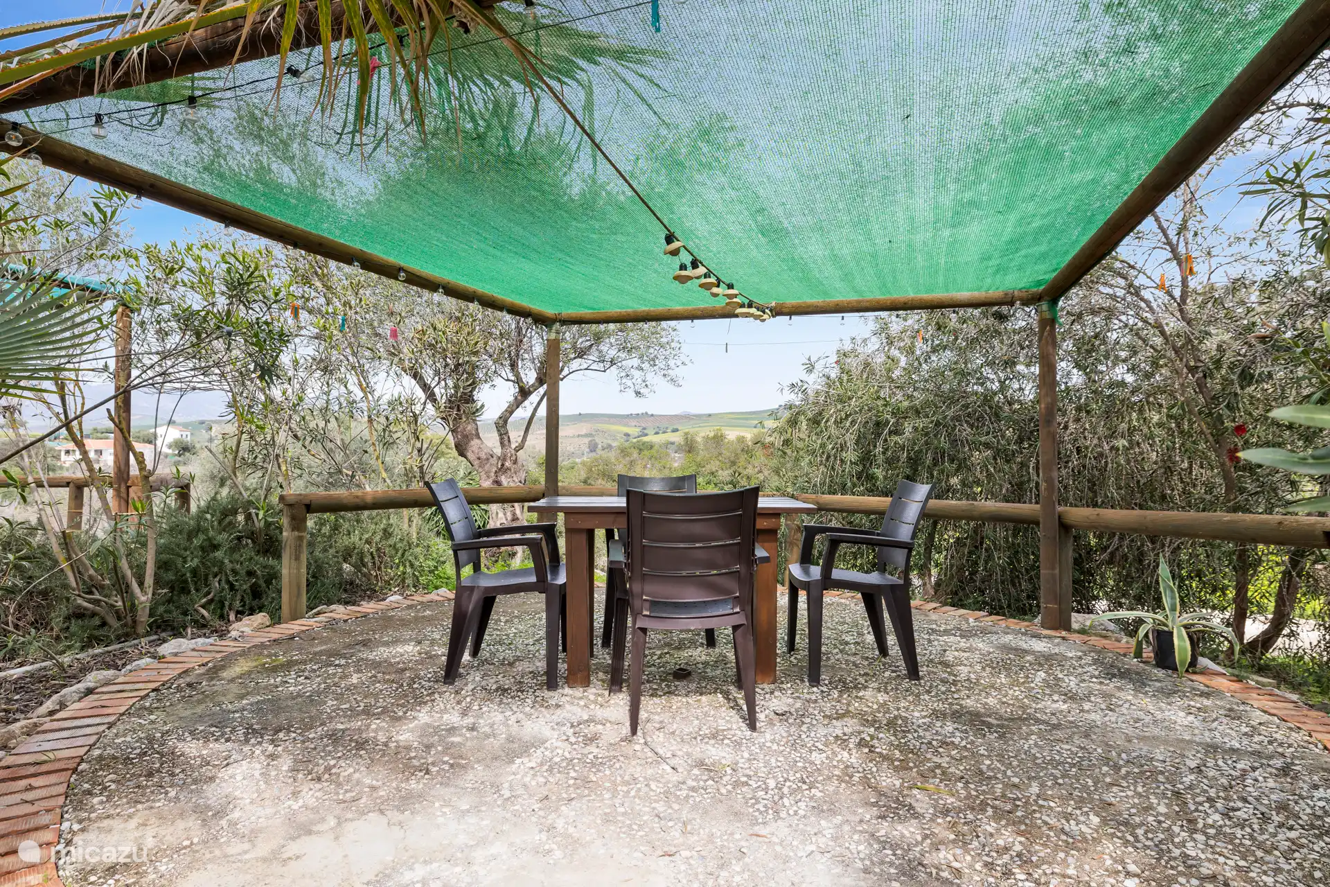 Prive terras voor elke casita