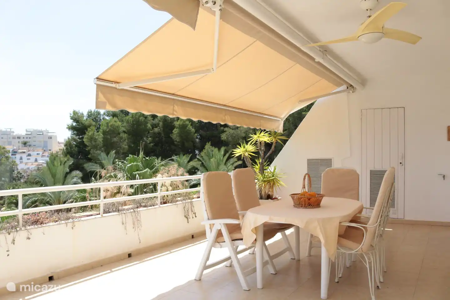 Appartement spacieux avec vue sur la mer