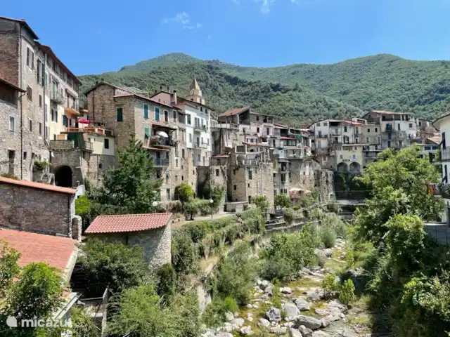 Villa Dolce Apricale | Italie, Ligurie, Apricale - villa Vous passerez Rochetta Nervina sur votre chemin de la côte à Apricale