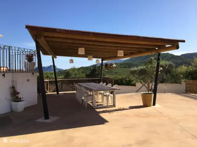 Chambre B&B avec bain à remous et terrasse sur le toit | Espagne, Costa Blanca, Benissa - chambres d'hôtes Terrasse au bord de la piscine