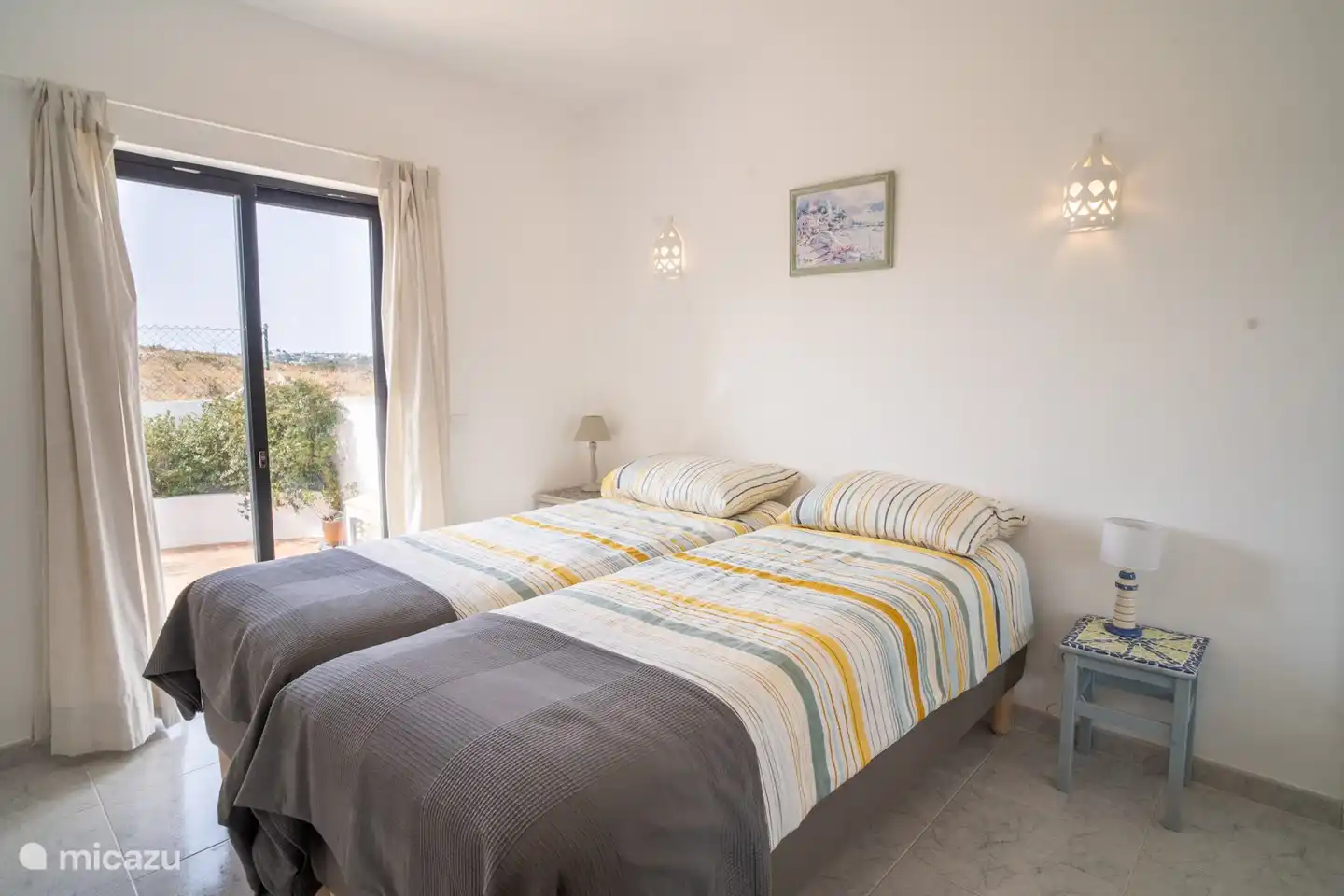 Schlafzimmer 2 mit zwei Einzelbetten