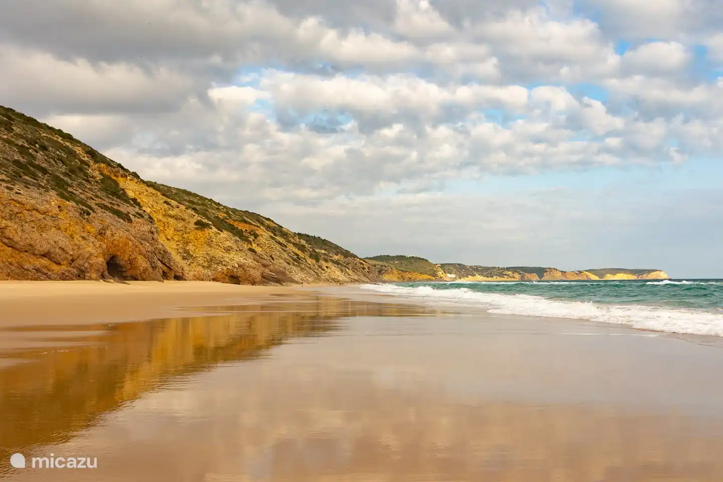 Praia das Furnas, ein Strand in der Nähe
