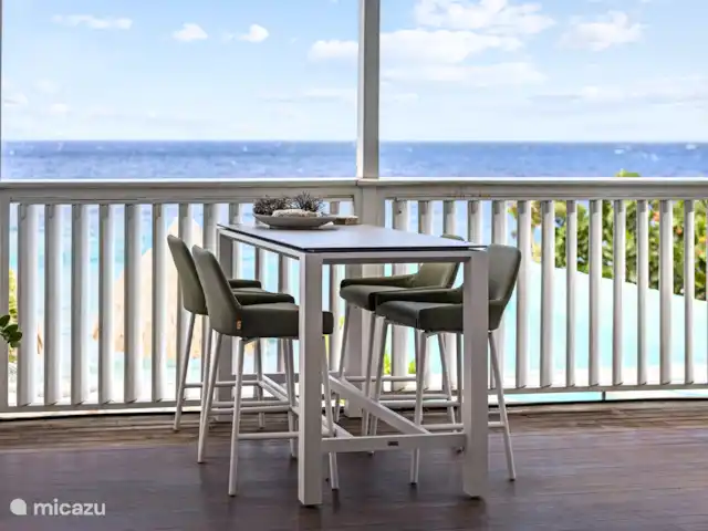 Location de Vacances Curaçao, Curaçao-Centre, Willemstad, appartement - Suite vue mer PM78 Terrasse avec vue sur la mer