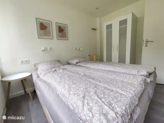 Sjun Limburg huren in Nederland, Limburg, Simpelveld - vakantiehuis Slaapkamer begane grond met 2 losse bedden, kledingkast