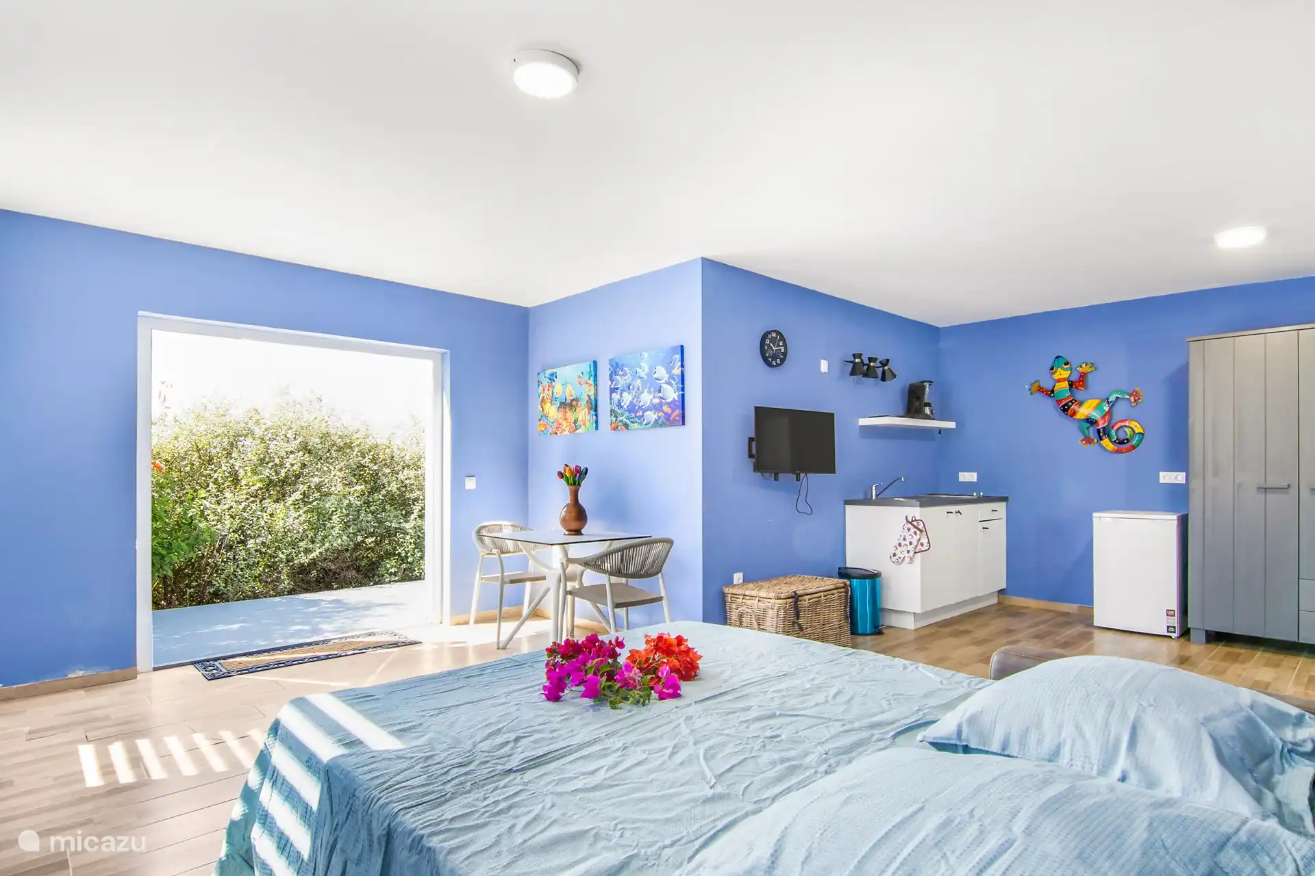 Schlafzimmer 2 der Wohnung am unteren Ende der Villa!