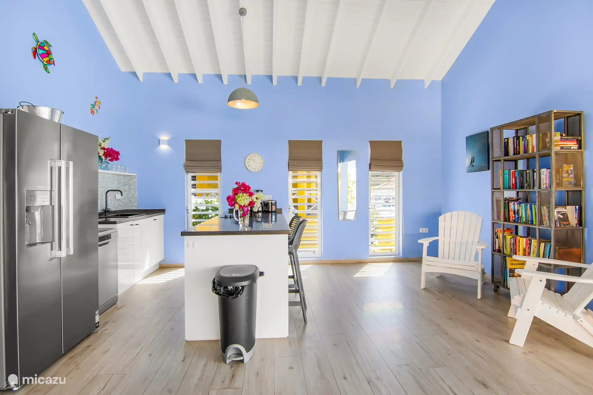 Geräumige offene Küche