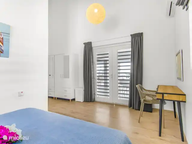 villa en Curazao, Bandabou (oeste), Fontein – Villa Sosega *Vista Única* ¡Dormitorio con puertas que dan a la terraza!