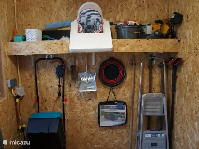 Chalet Carpe Diem | Pays-Bas, Drenthe, Diever - chalet Cabanon avec toutes les commodités et espace pour ranger les vélos. Utilisation de la machine à laver uniquement après consultation, laverie disponible au parc.