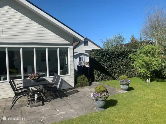 Watersport, Nederland, Noord-Holland, Julianadorp aan Zee, bungalow Bungalow 'Sea Crown' Julianadorp