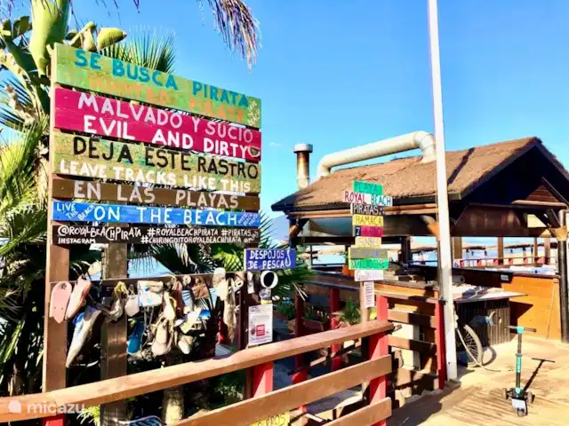 Plage Lunamar | Espagne, Andalousie, Calahonda - appartement Pirates Club