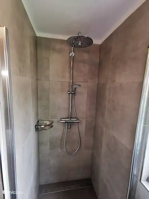 Ein schönes Badezimmer 