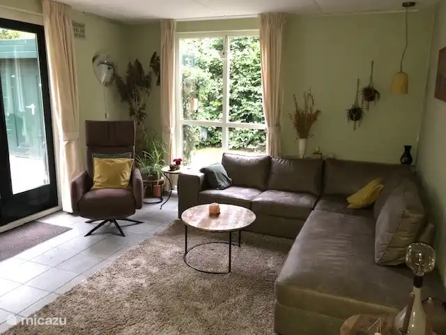 Preciosa casa, bañera de hidromasaje, jardín, pájaros. en Países Bajos, Güeldres, Ewijk - casa vacacional Interior acogedor