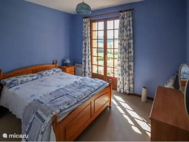 Les Ramonets - en pleine nature - privé | France, Lot, Castelnau-Montratier - maison de vacances lit 140 x 190 avec surmatelas