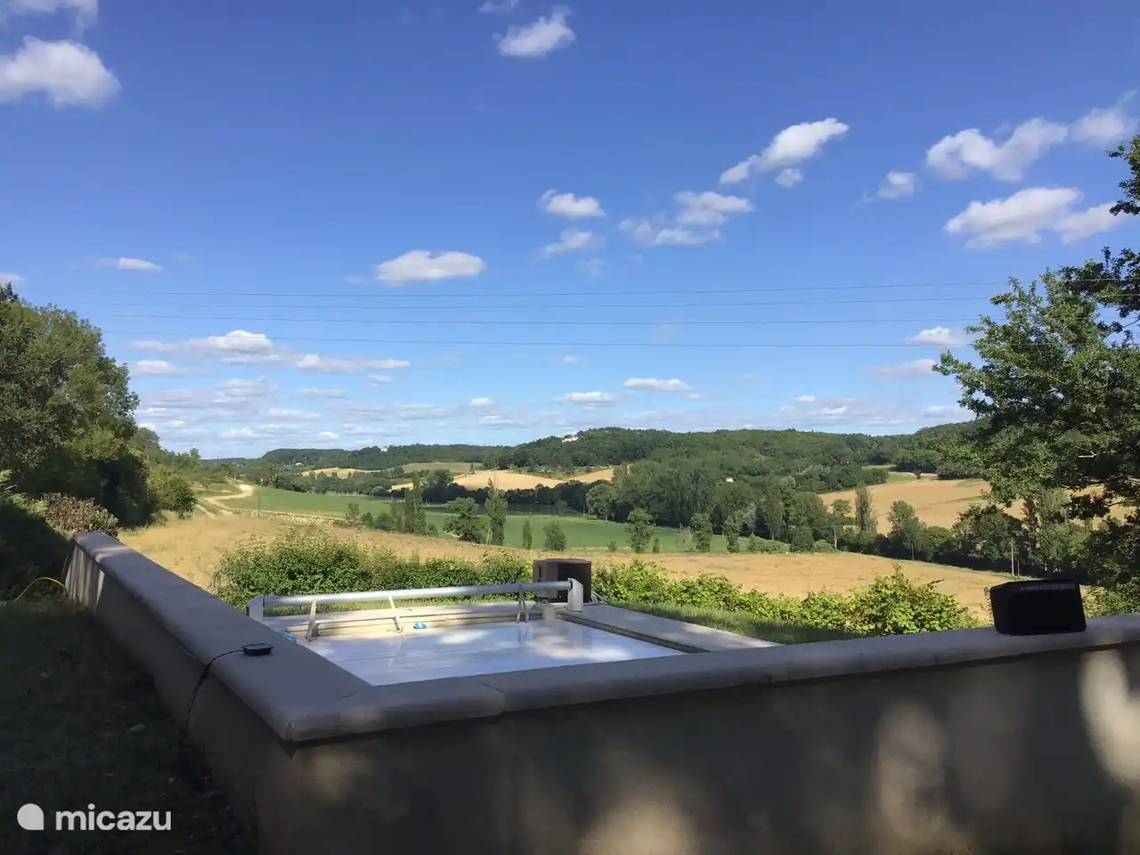 View from the house. There are no direct neighbours, you have an unobstructed view.