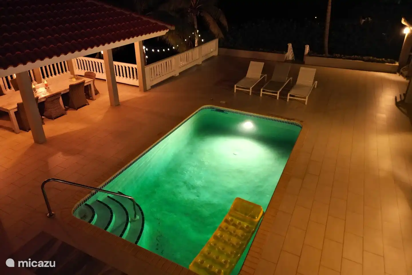 Bei diesem wunderbaren Klima lässt es sich auch abends wunderbar baden.