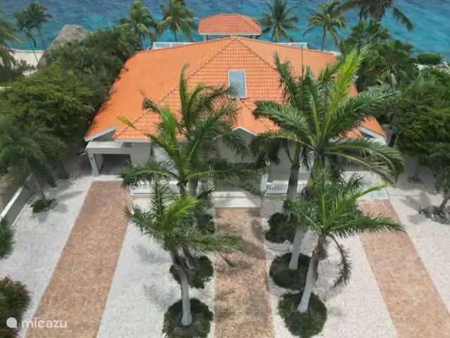 Villa Ocho | Curaçao, Banda Abou (ouest), Coral Estate, Rif St.Marie - villa Une vue plongeante sur la façade de la Villa Ocho