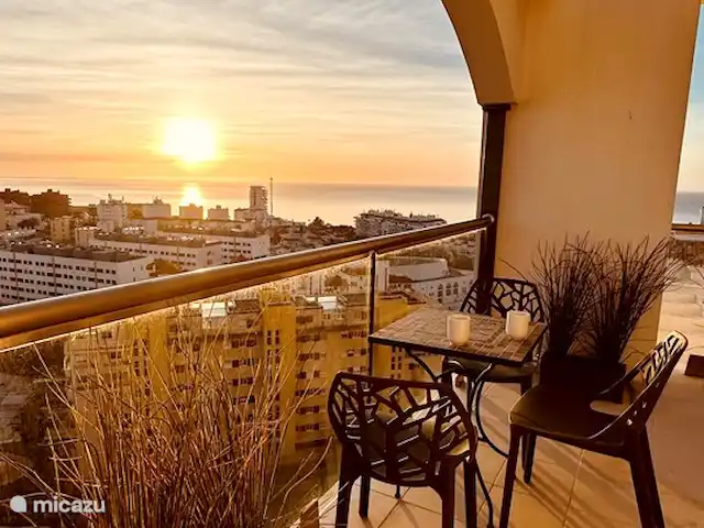 Joli Penthouse Estepona | Espagne, Costa del Sol, Estepona - penthouse Lever de soleil spectaculaire depuis votre balcon.