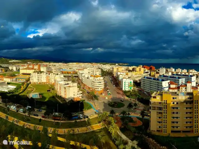 Joli Penthouse Estepona | Espagne, Costa del Sol, Estepona - penthouse La vue qui ne devient jamais ennuyeuse.