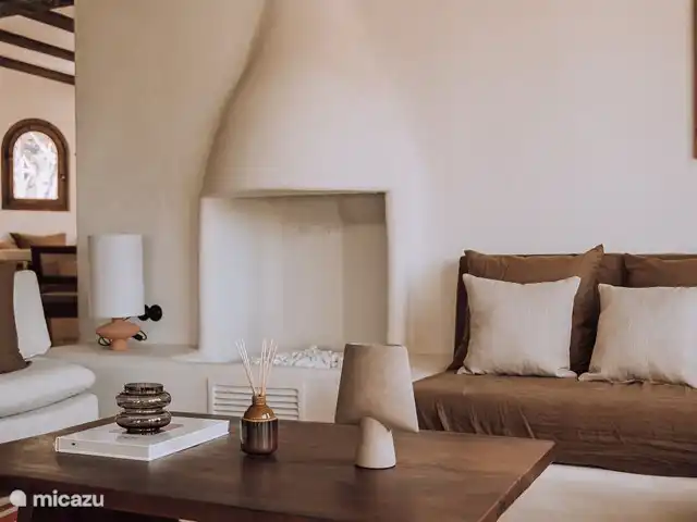 Le June Boutique Villa Benissa | Espagne, Costa Blanca, Benissa - villa Salon de l’appartement Fustera avec une porte ouverte