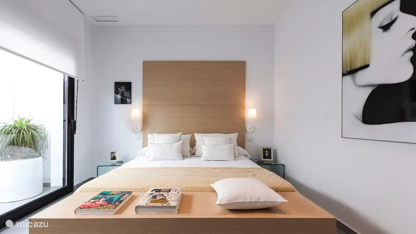 Schlafzimmer 1 mit eigenem Bad