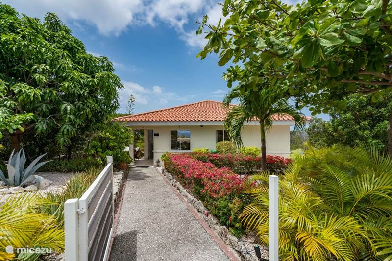 Vacation rental Curaçao, Banda Abou (West), Coral Estate, Rif St.Marie Holiday house El Pueblo 1
