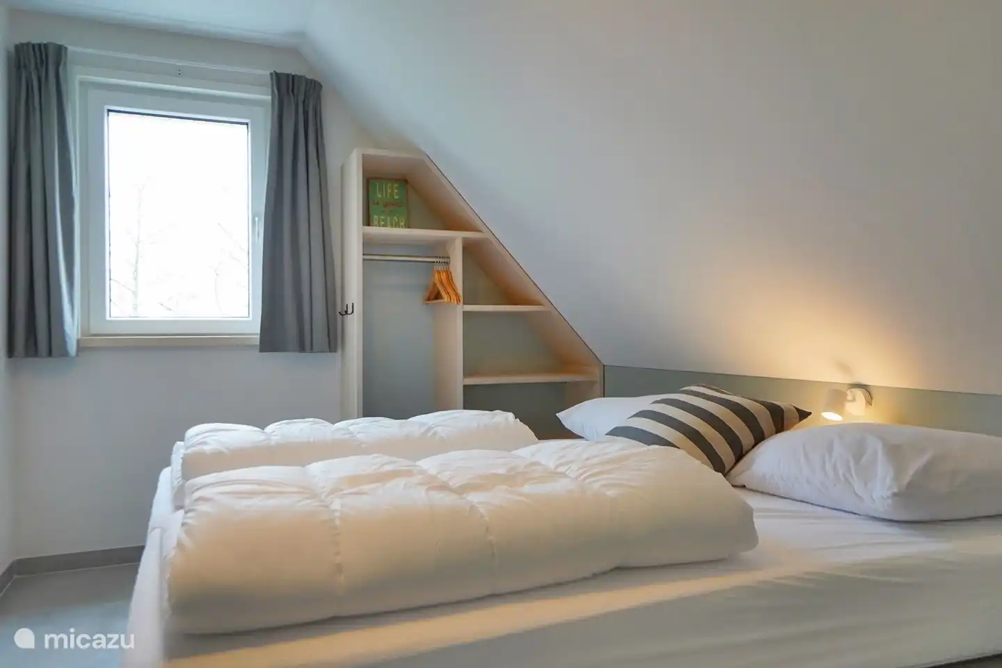 Schlafzimmer 3 mit Waschbecken