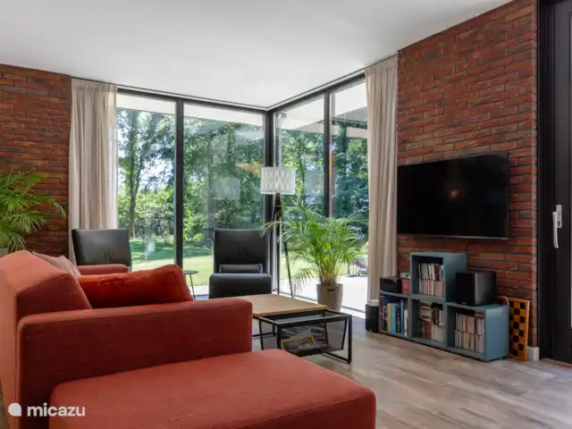 Bosvilla de Merel, unieke lokatie    huren in Nederland, Drenthe, Wateren - villa Woonkamer Merel